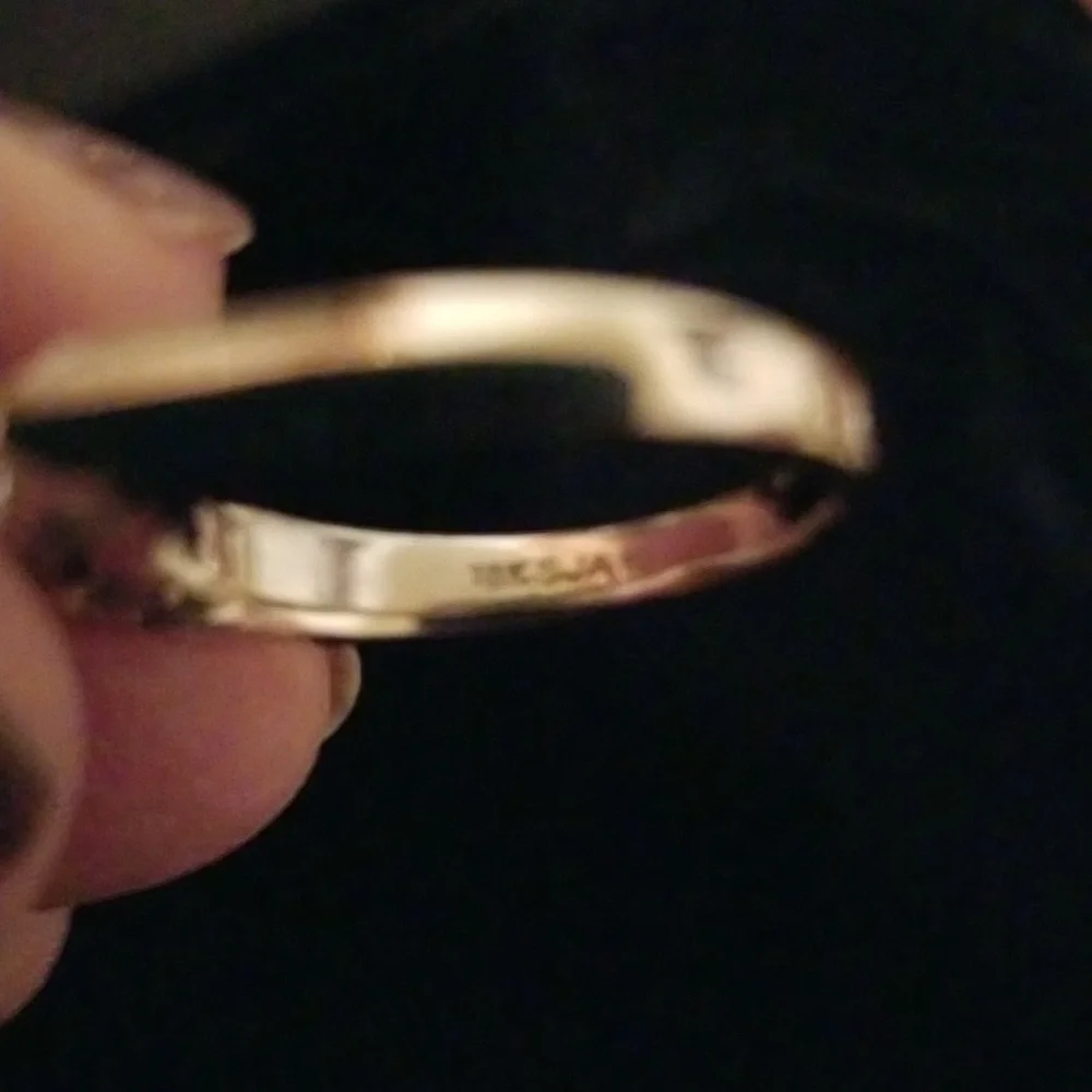 18K gold ring with 3 Beautiful Diamonds - Picture 8 of 13